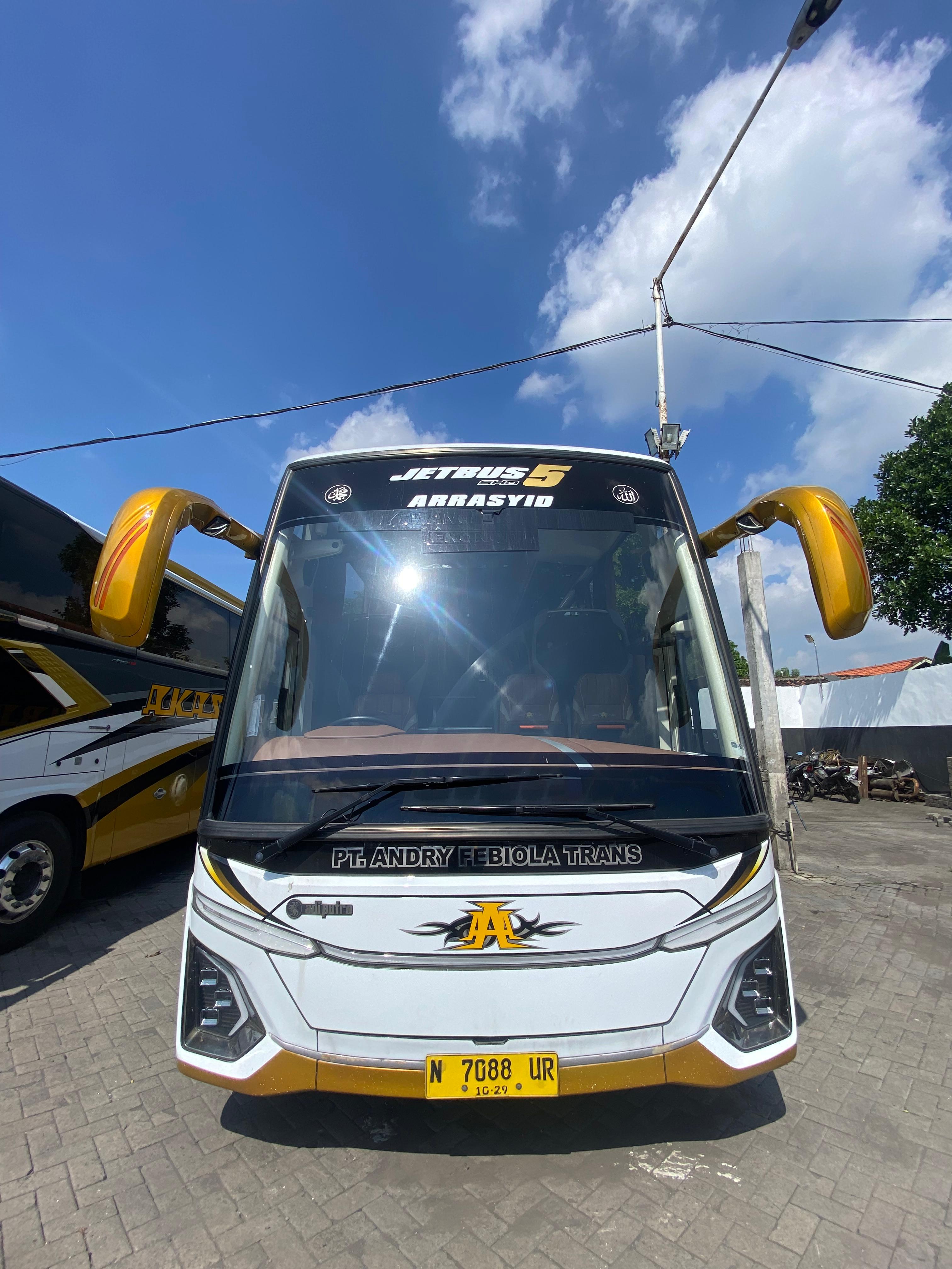 AF 006 / ARRASYID-HINO-RM8JSLU-QJJ